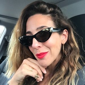 Cat eye Gucci sunglasses